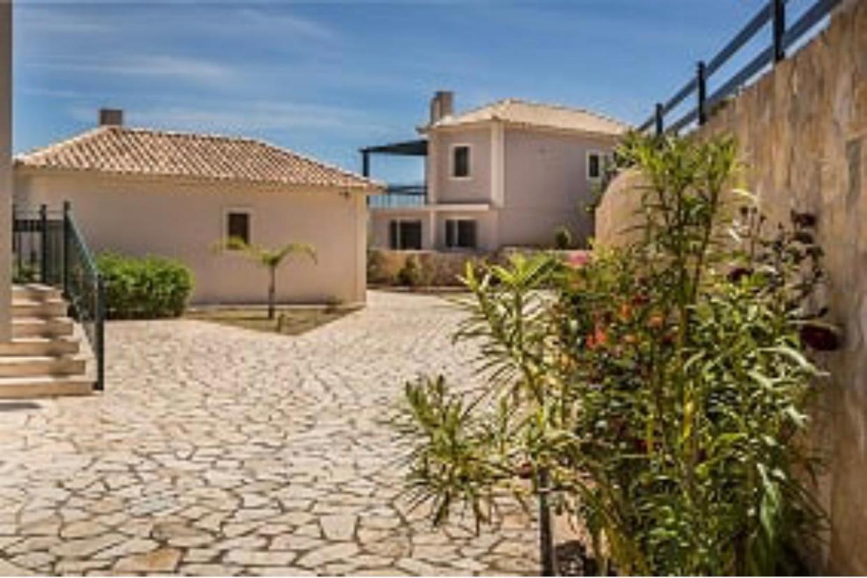 Villa Peaceful House With An Awesome View Khelmáta Esterno foto